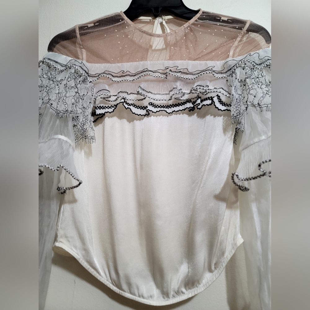 Self Portrait Blouse Ivory Pleated Trim Womens Size XS Long Sleeve Sheer Ruffle
